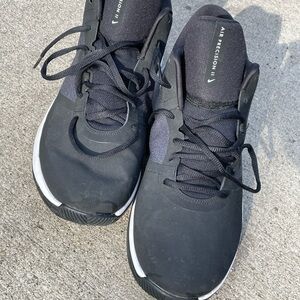 NEW Nike Air Precision Basketball shoes